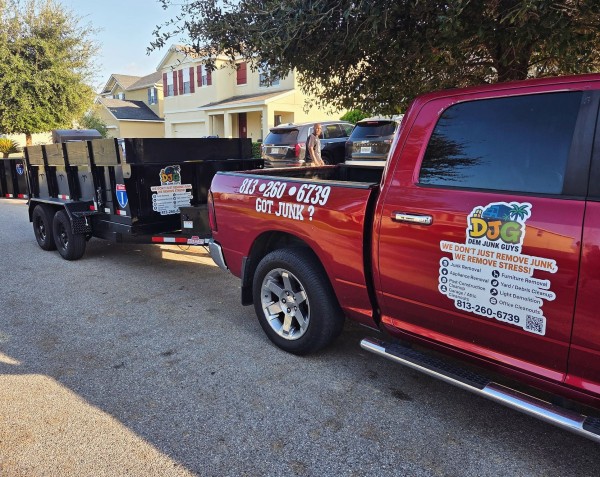 Curbside Junk Removal in Sun City Center, FL (1)